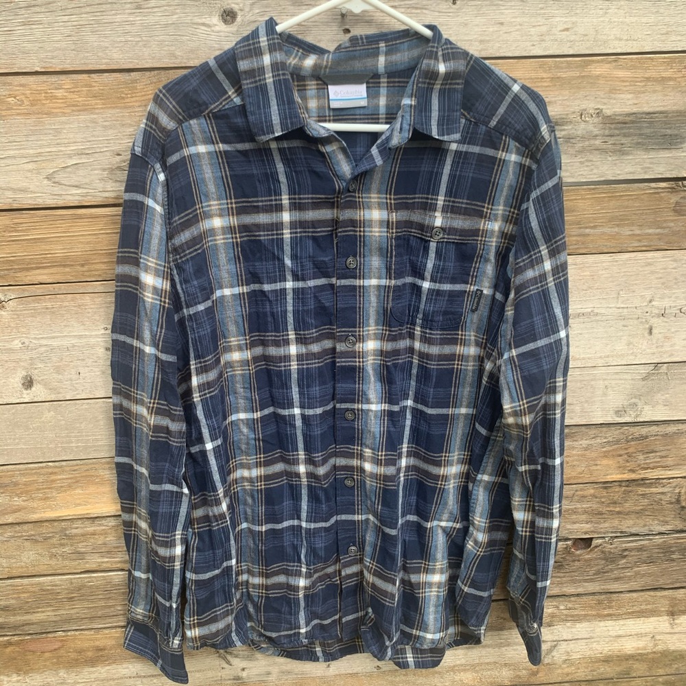 COLUMBIA • Plaid Flannel Blue Button Down